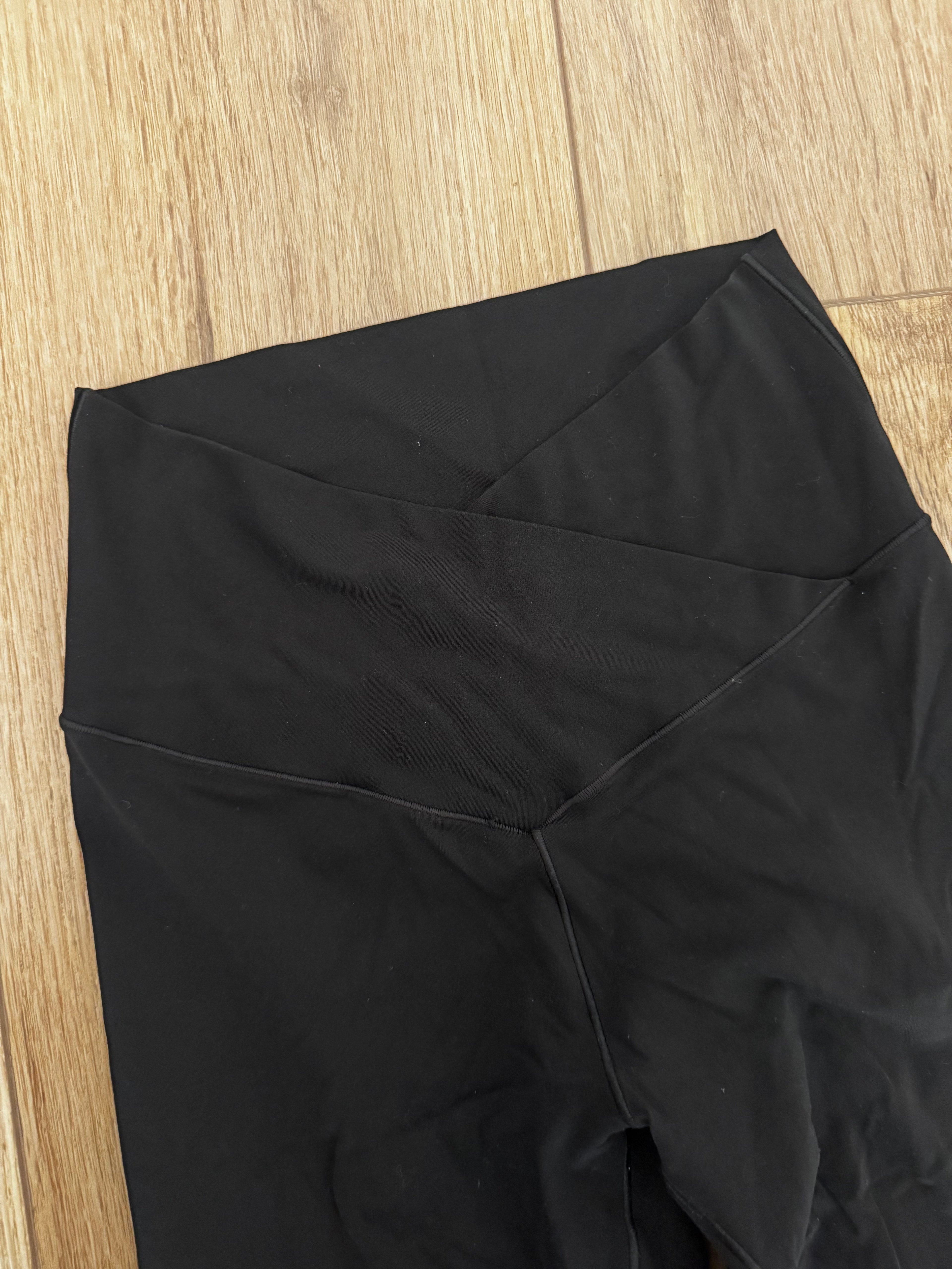 Black Yoga Pants (Size M)