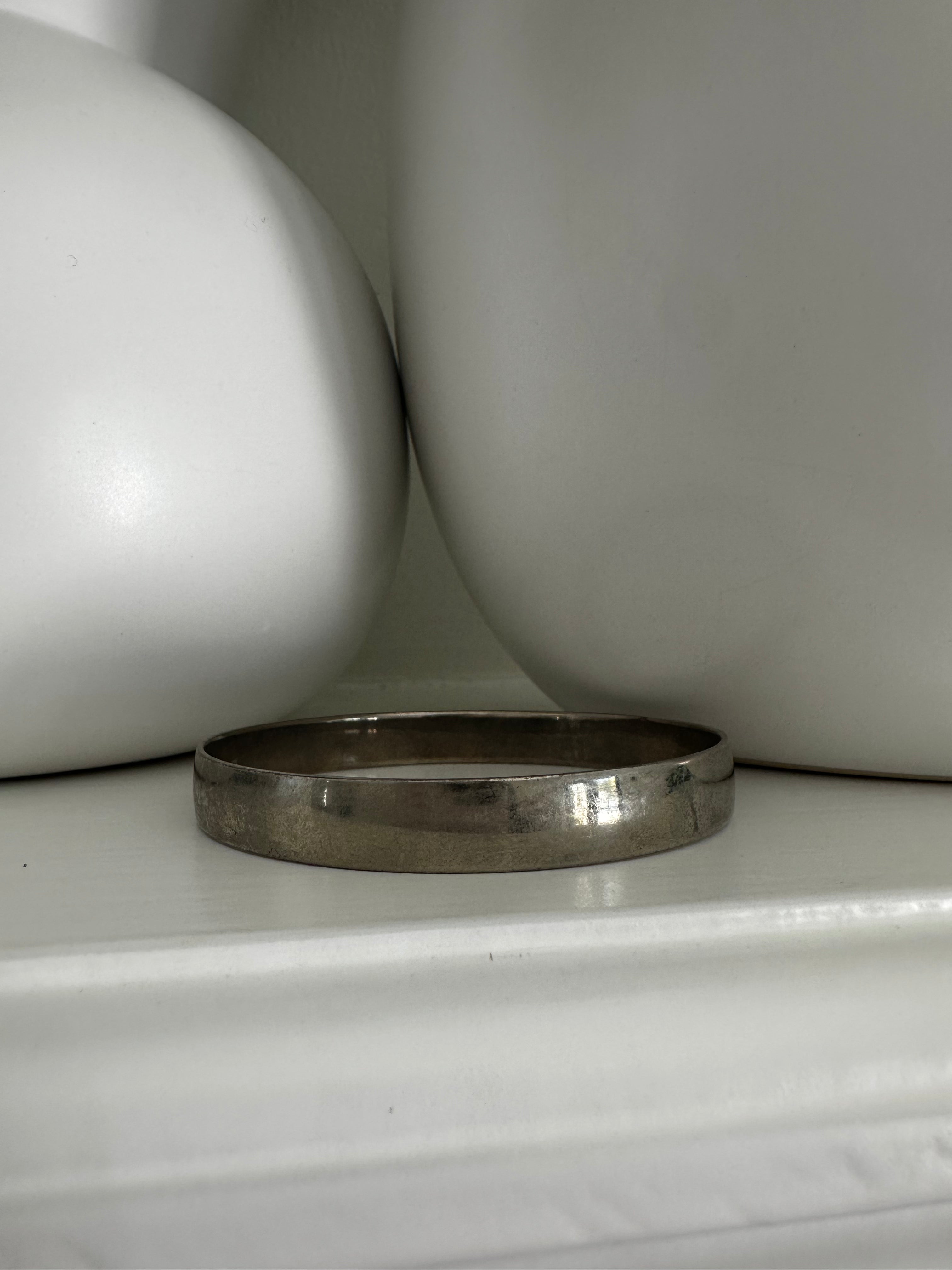 1 Solid Bangle
