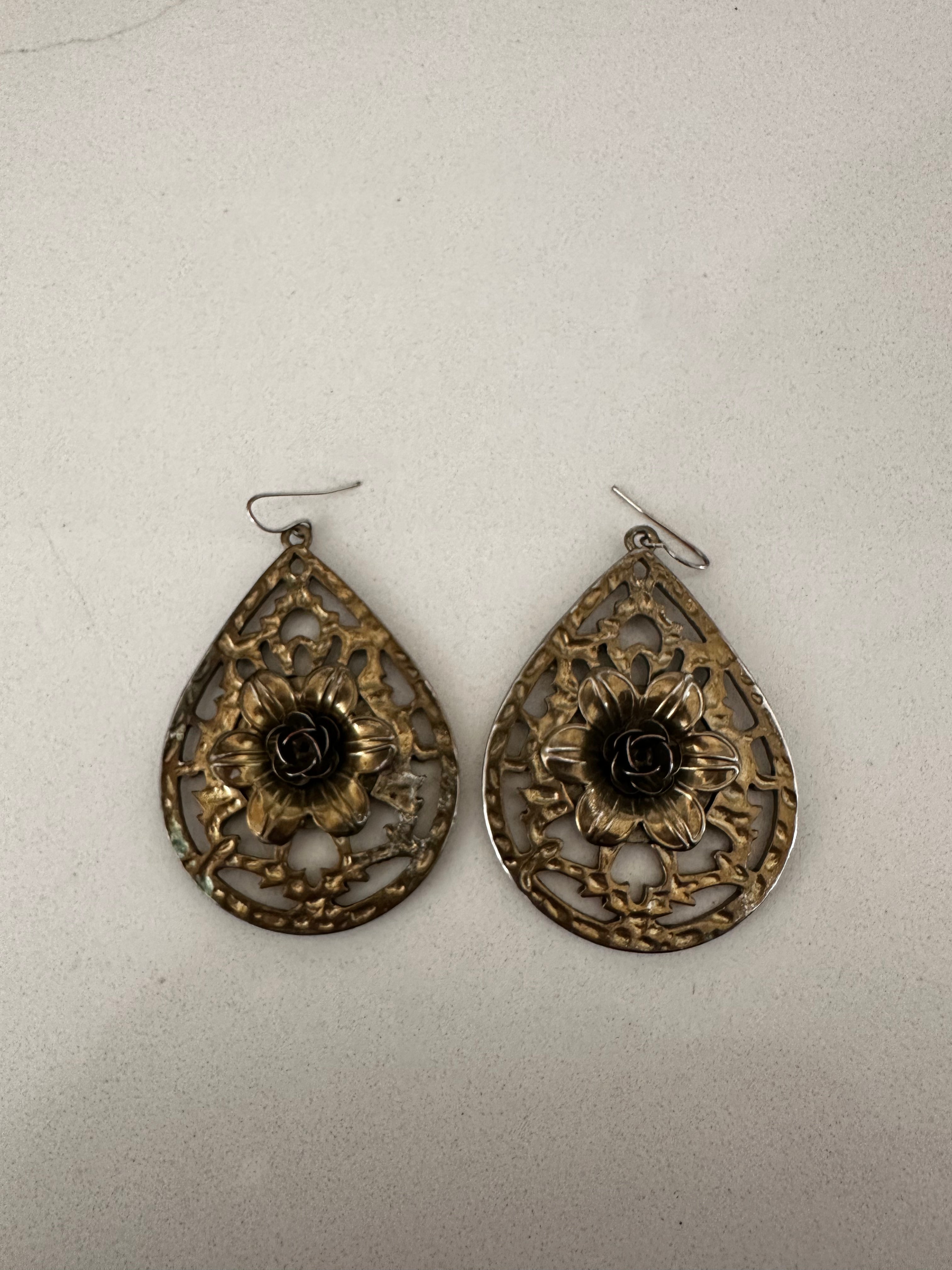 Pearl Diamond Like Earrings