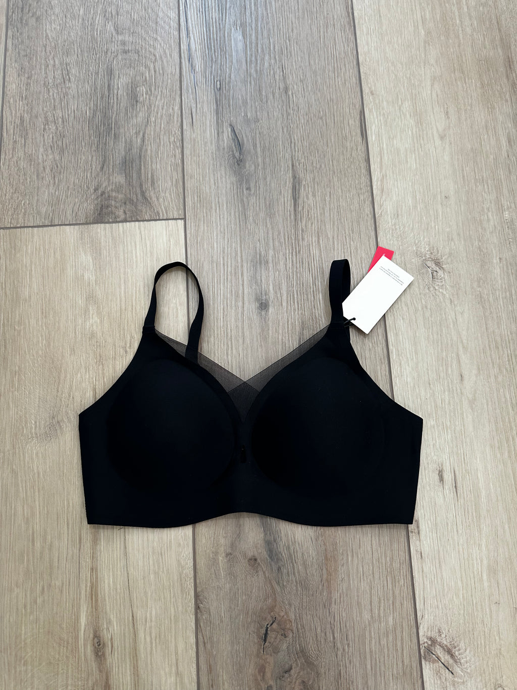 Black Bra W/Mesh New With Tag  (SIze Medium)