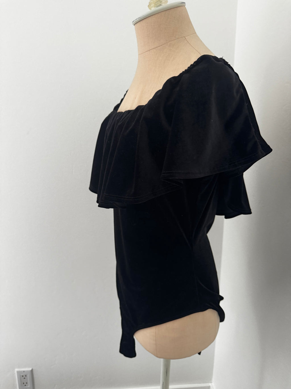Black Velvet Bodysuit with Ruffle (Size:M)