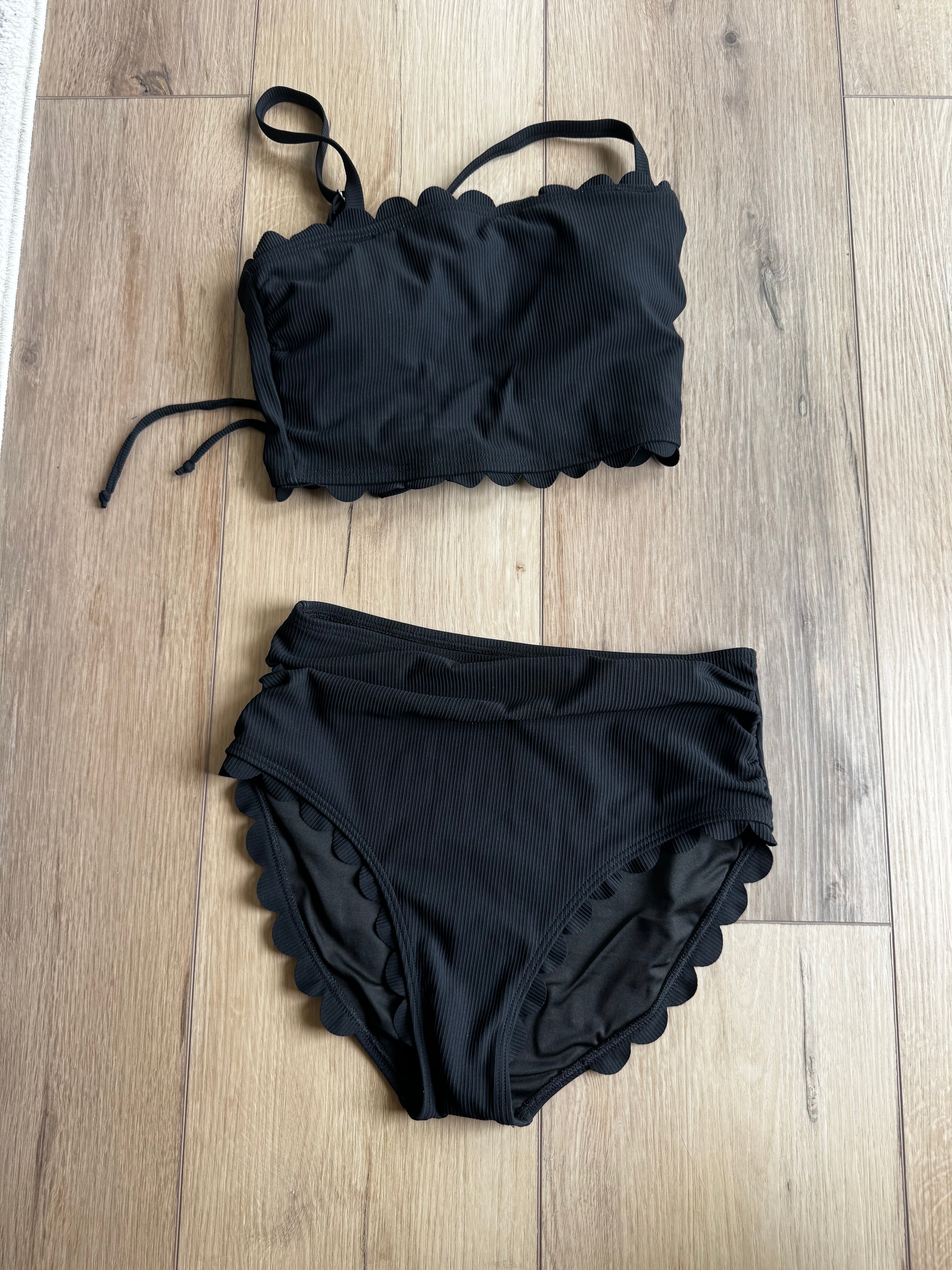 Two Piece Bikini (Size: S)