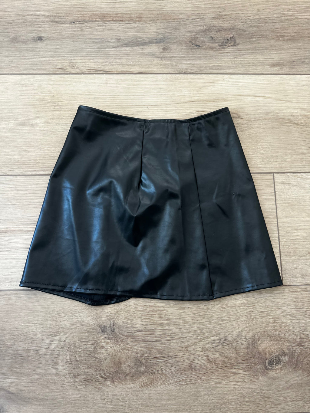 Black Pleather Skirt (Size Small)