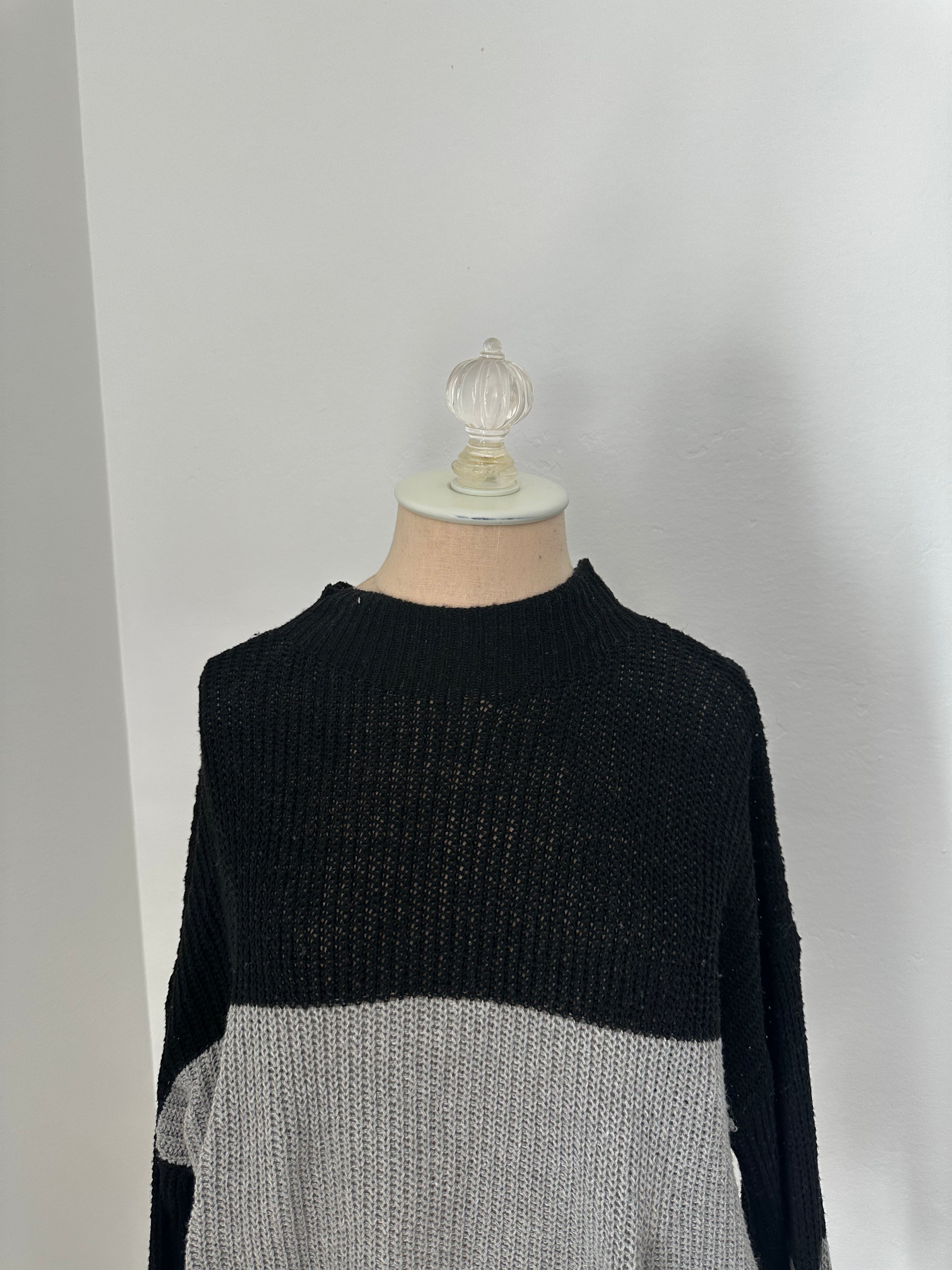 Black Multicolor Sweater (Size Small/Medium)