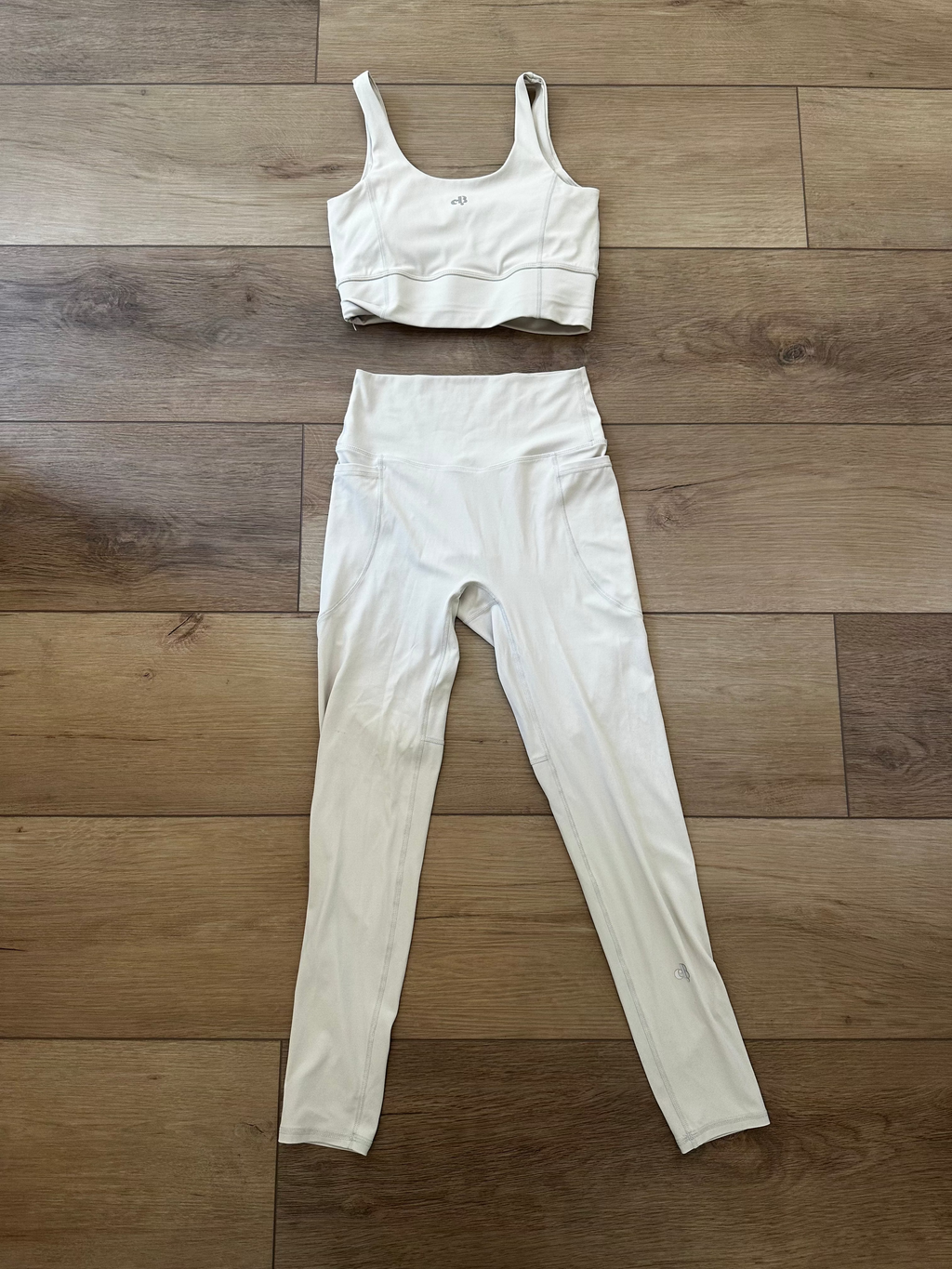 Light Gray Workout Set (SIze Medium)