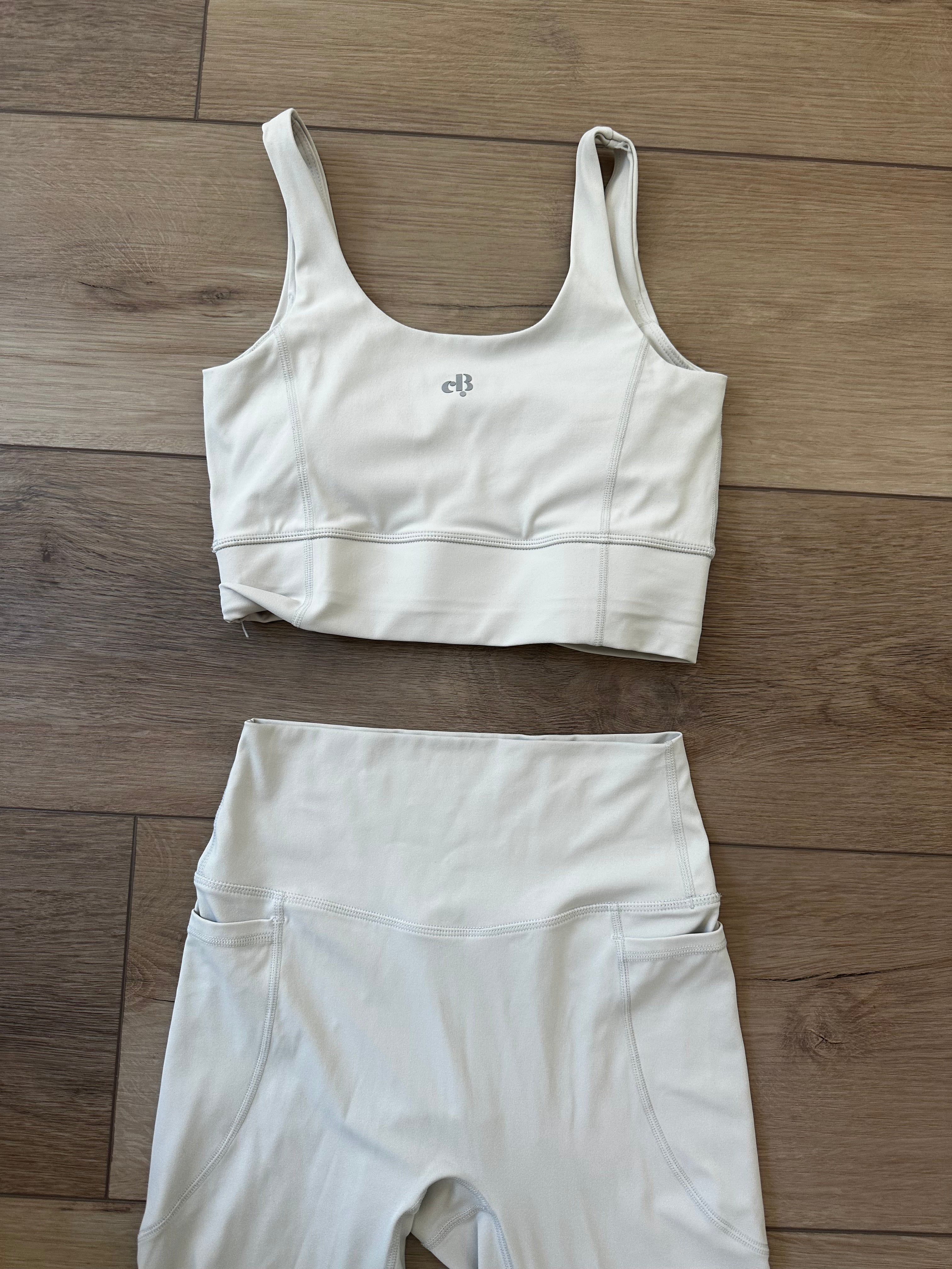 Light Gray Workout Set (SIze Medium)