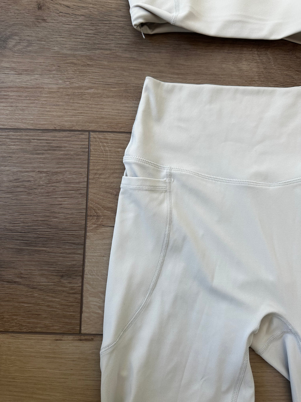 Light Gray Workout Set (SIze Medium)