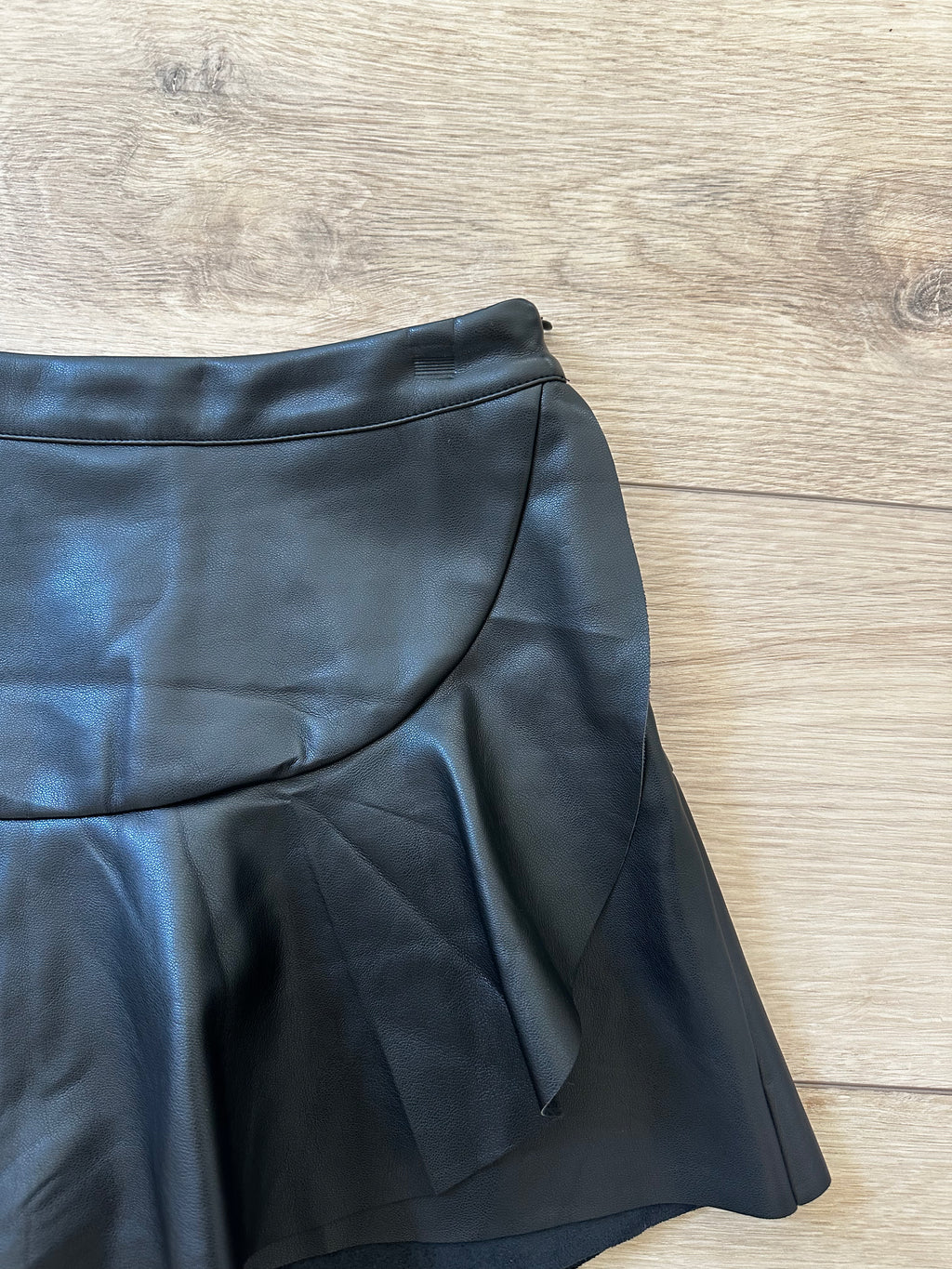 Black Pleather Skirt (Size Small)