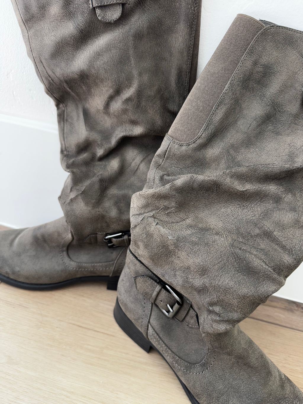 Gray Boots (Size: 8)