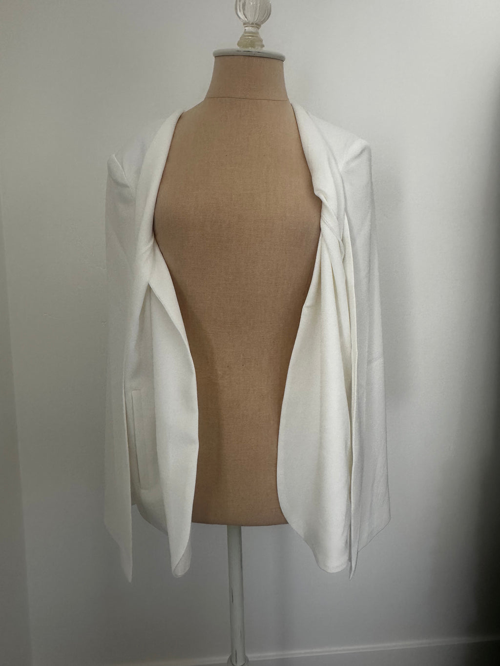 White Cape Blazer (Size Large)
