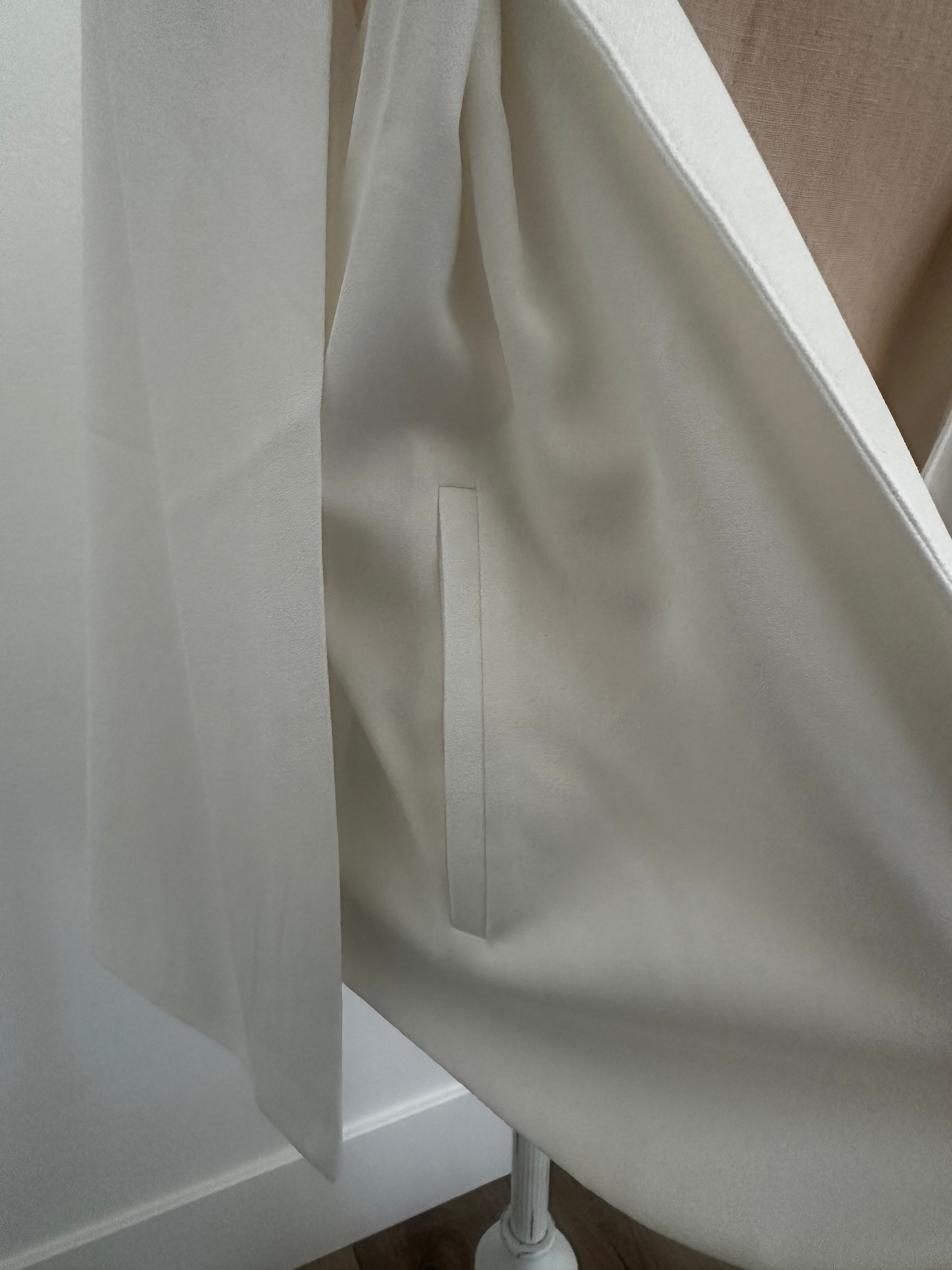 White Cape Blazer (Size Large)