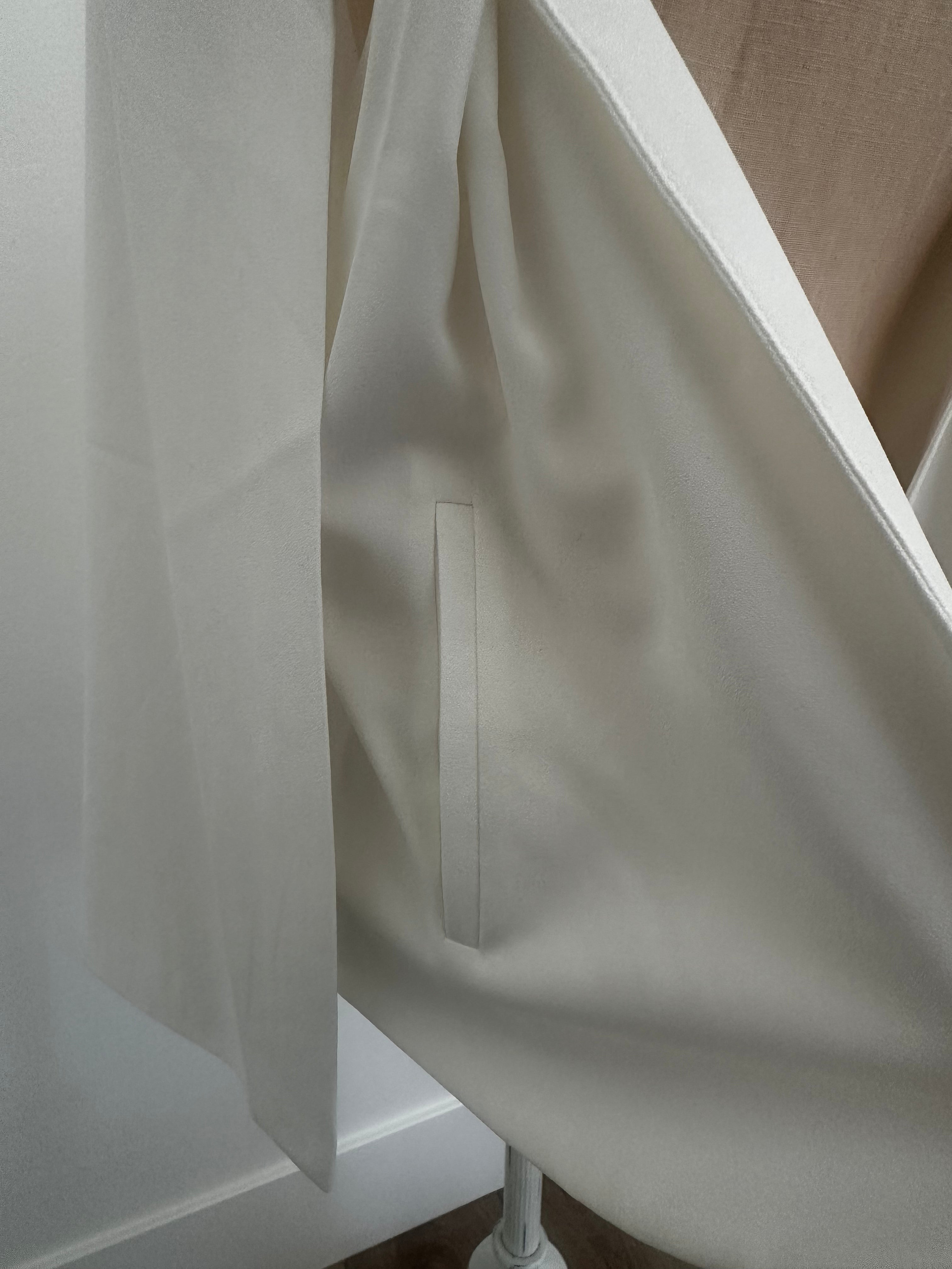 White Cape Blazer (Size Large)