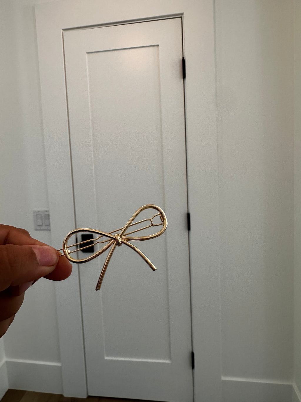 Bow Clip Adorned