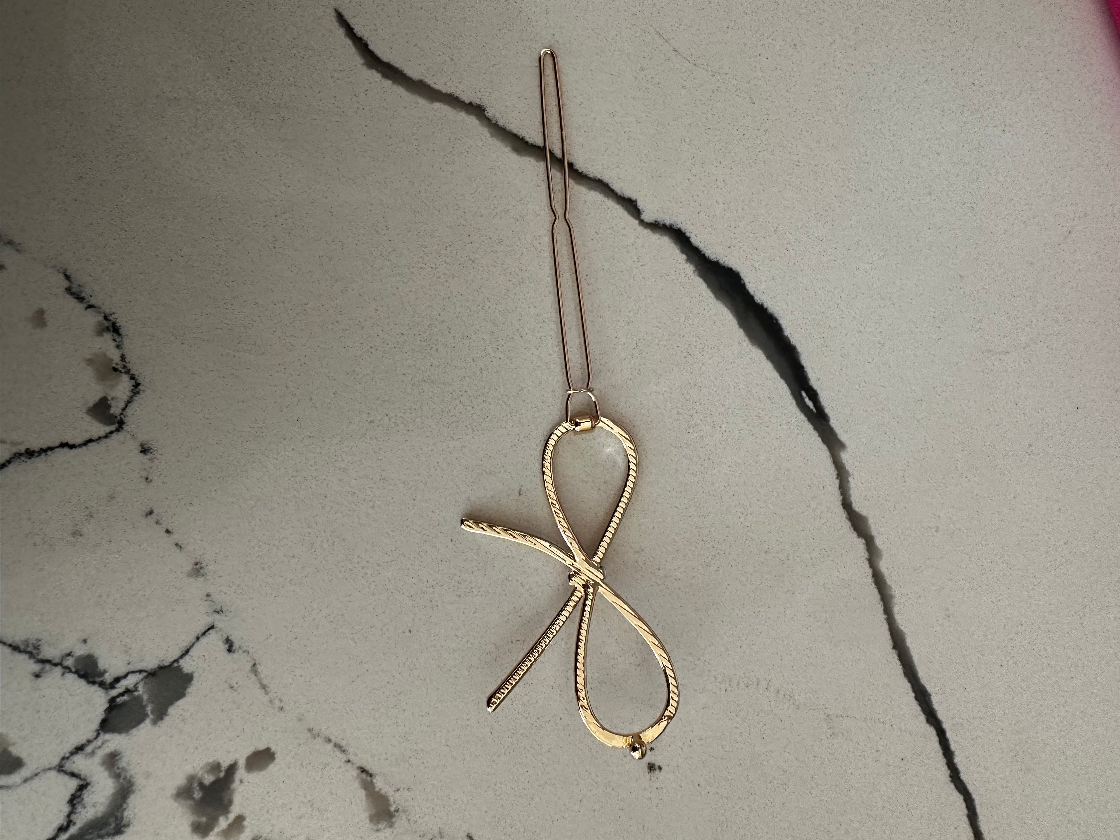 Bow Clip Adorned
