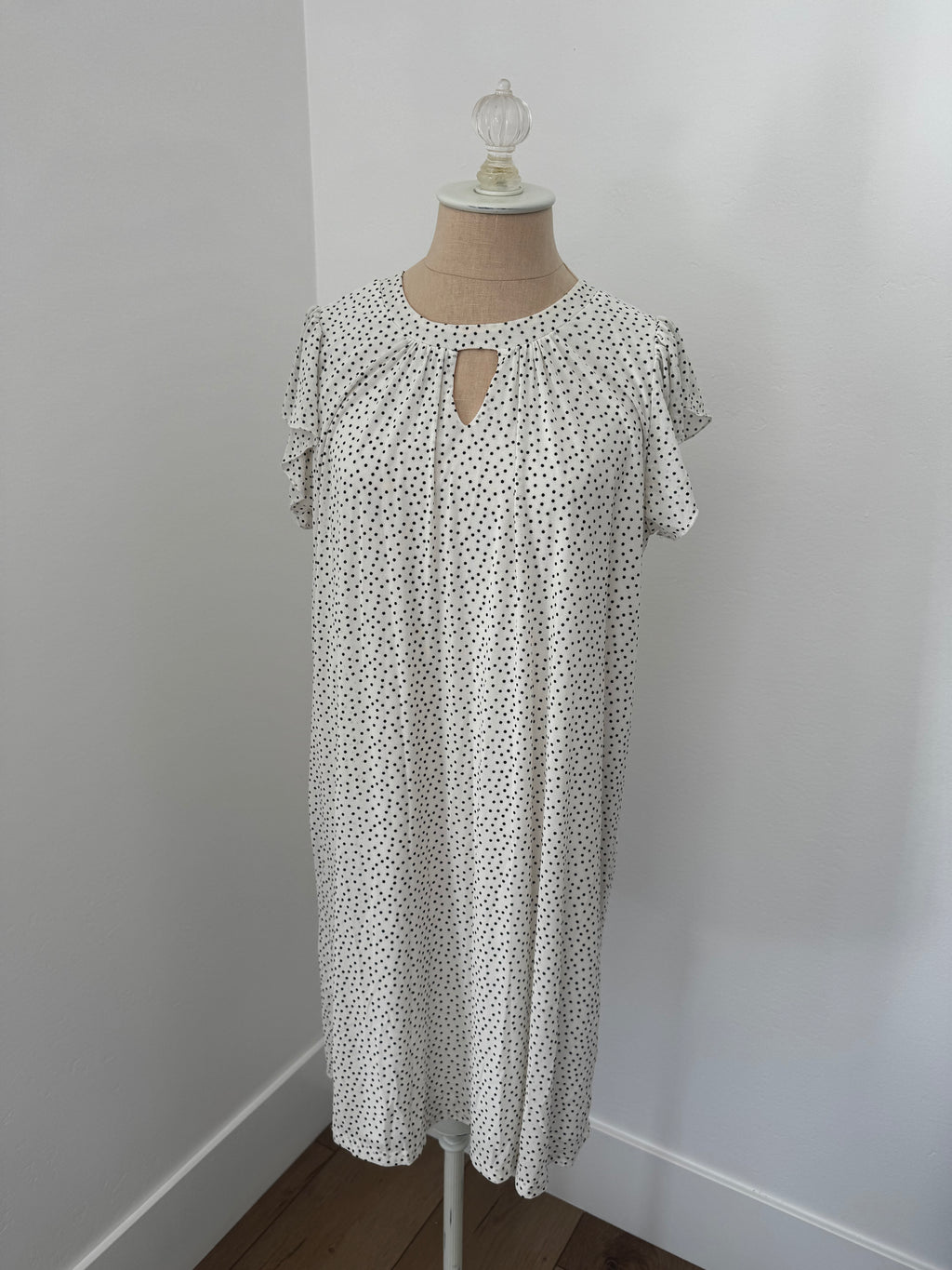 Black & White Polkadot Dress (Size: L)