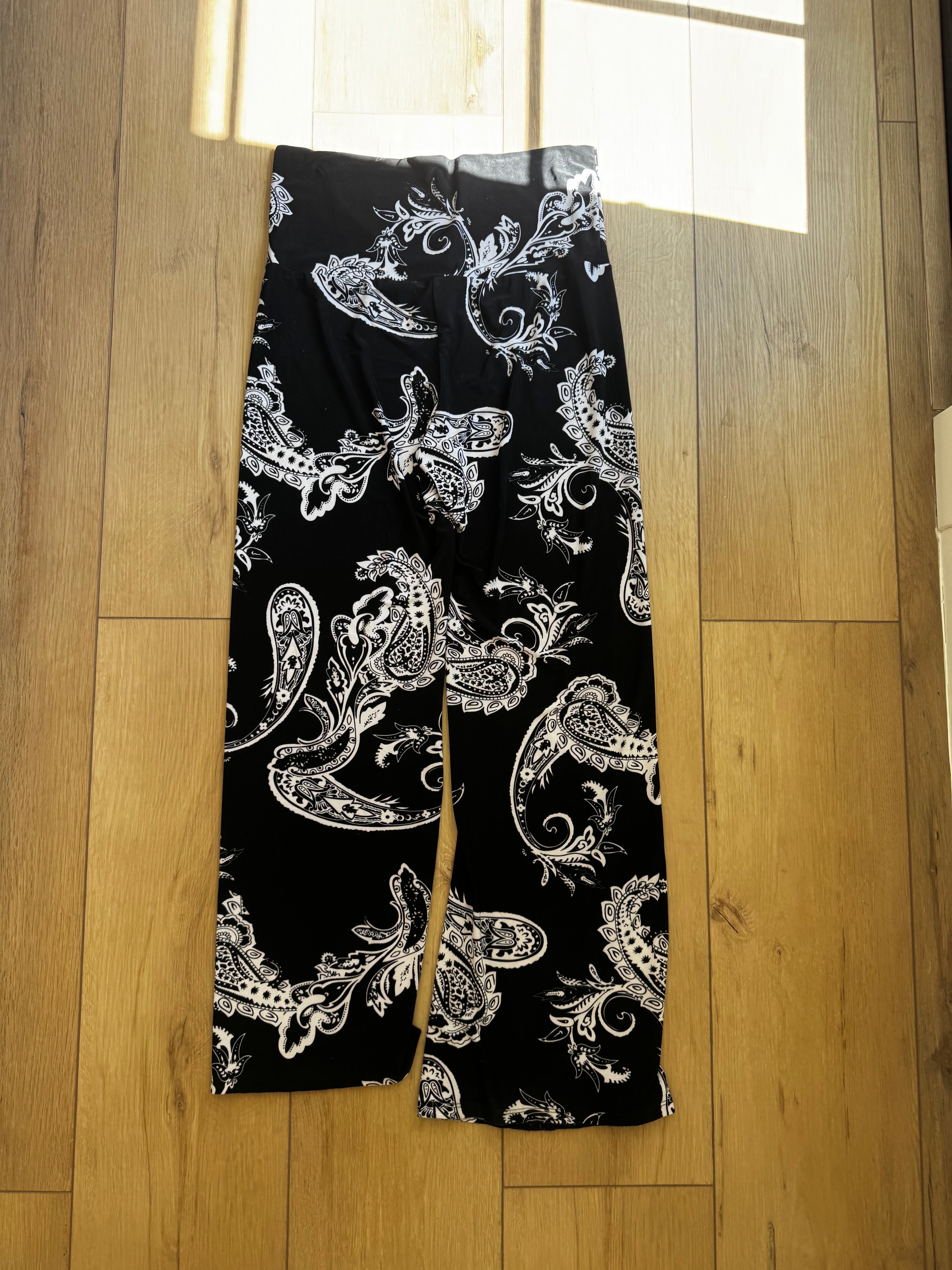 Pants (Size: L)