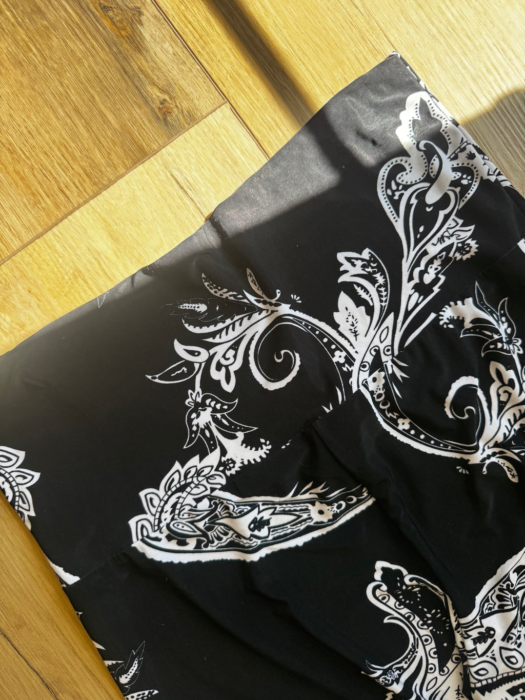 Pants (Size: L)