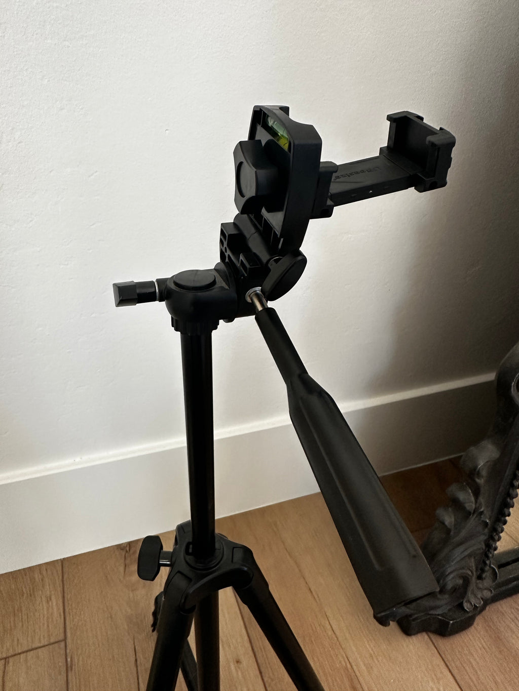 Black Phone Tripod