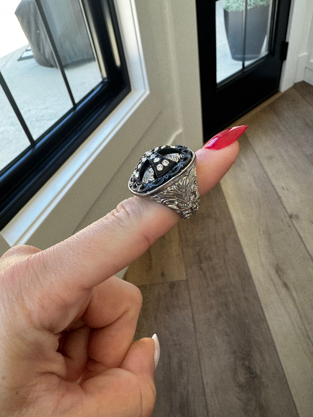 Ring