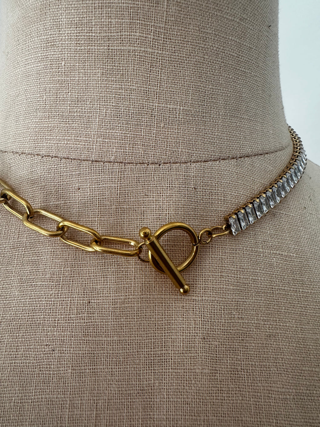 Baguette Chain Choker