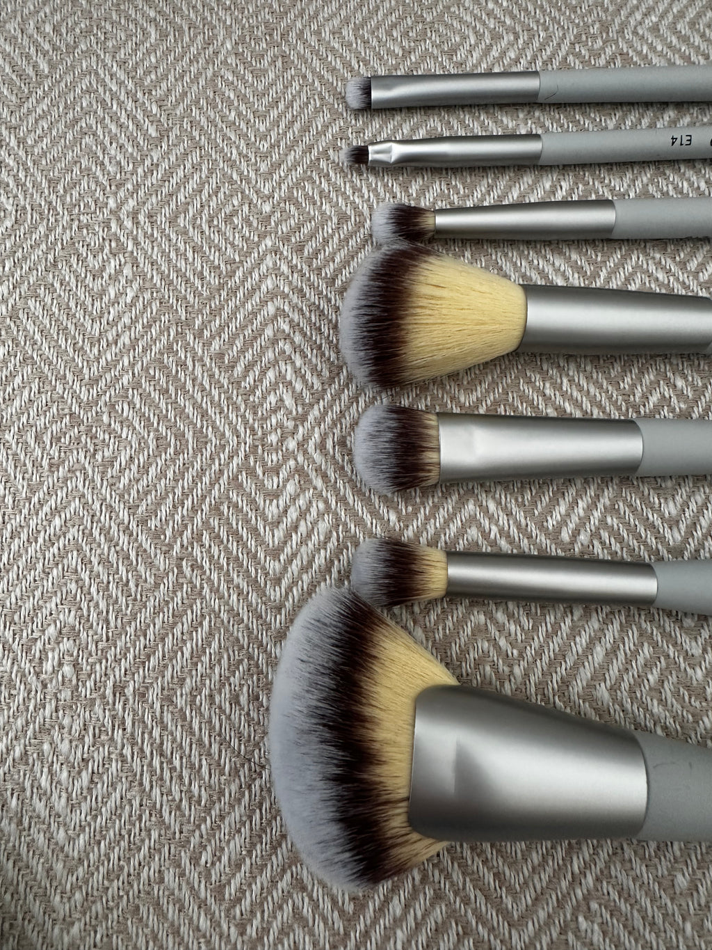 8 Piece Make Up Brush Set