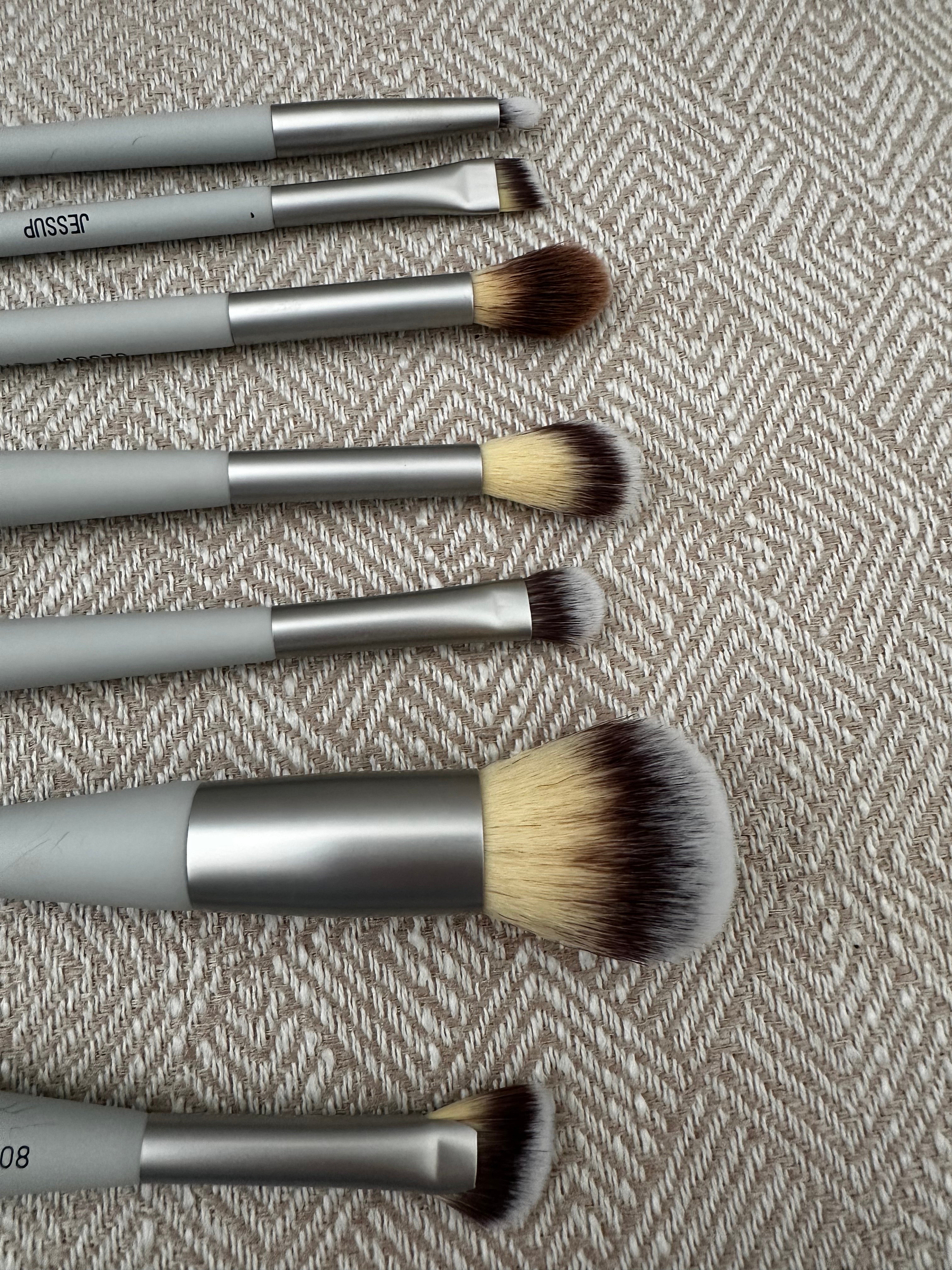 8 Piece Make Up Brush Set