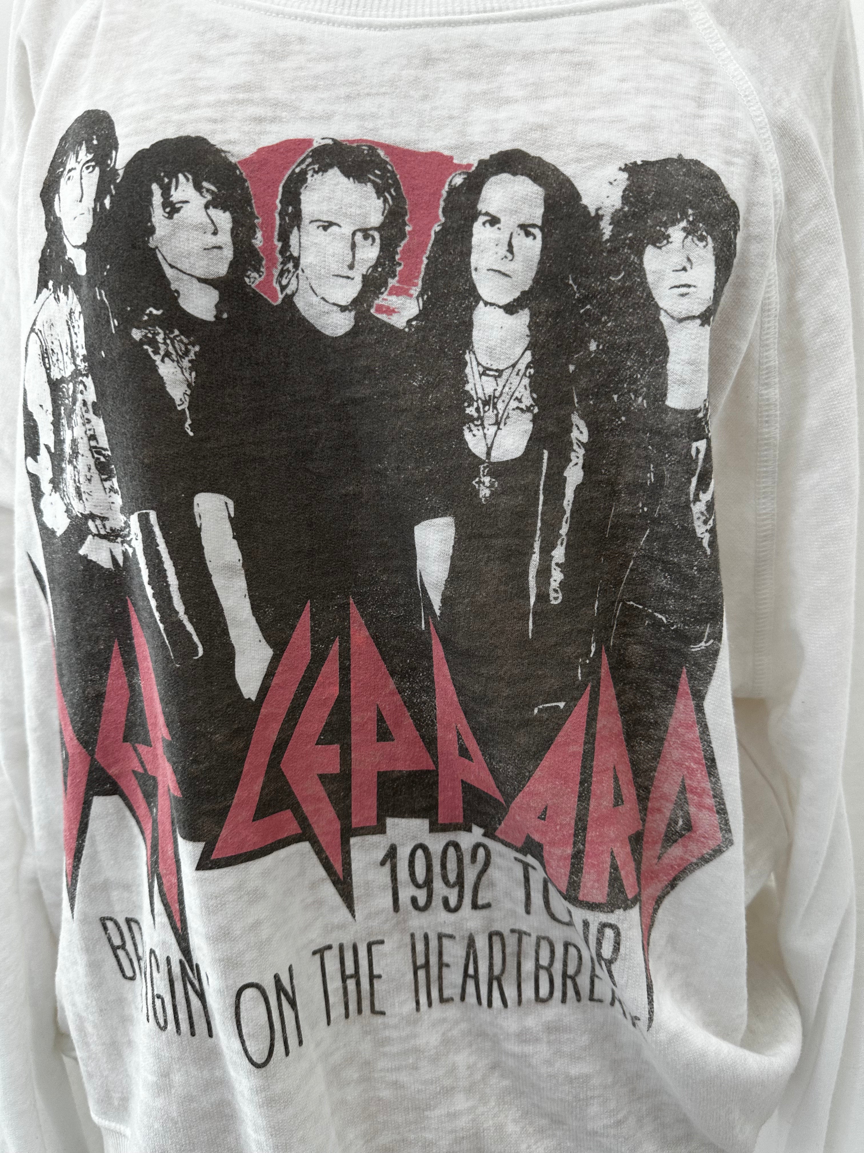 Def Leppard  Sweatshirt (Size Medium)