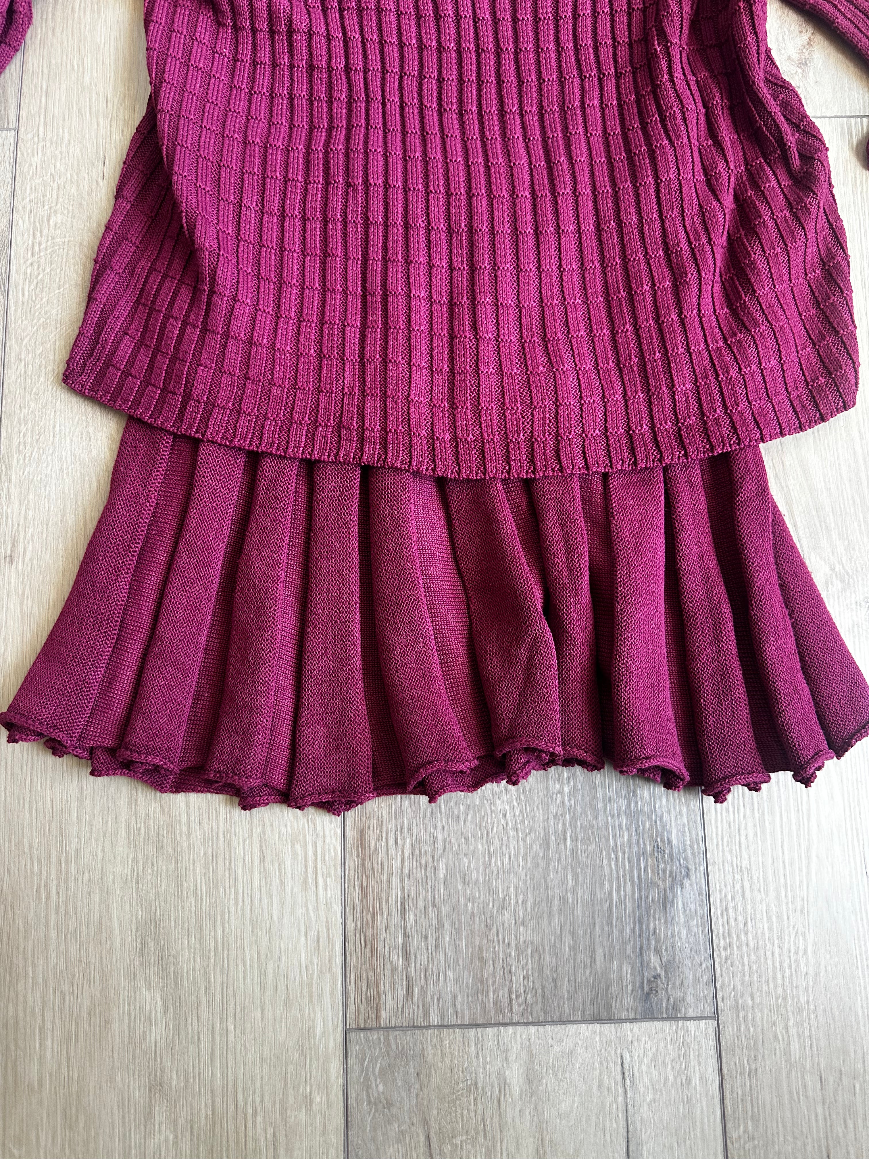 Burgundy Knit Set (Size Medium)