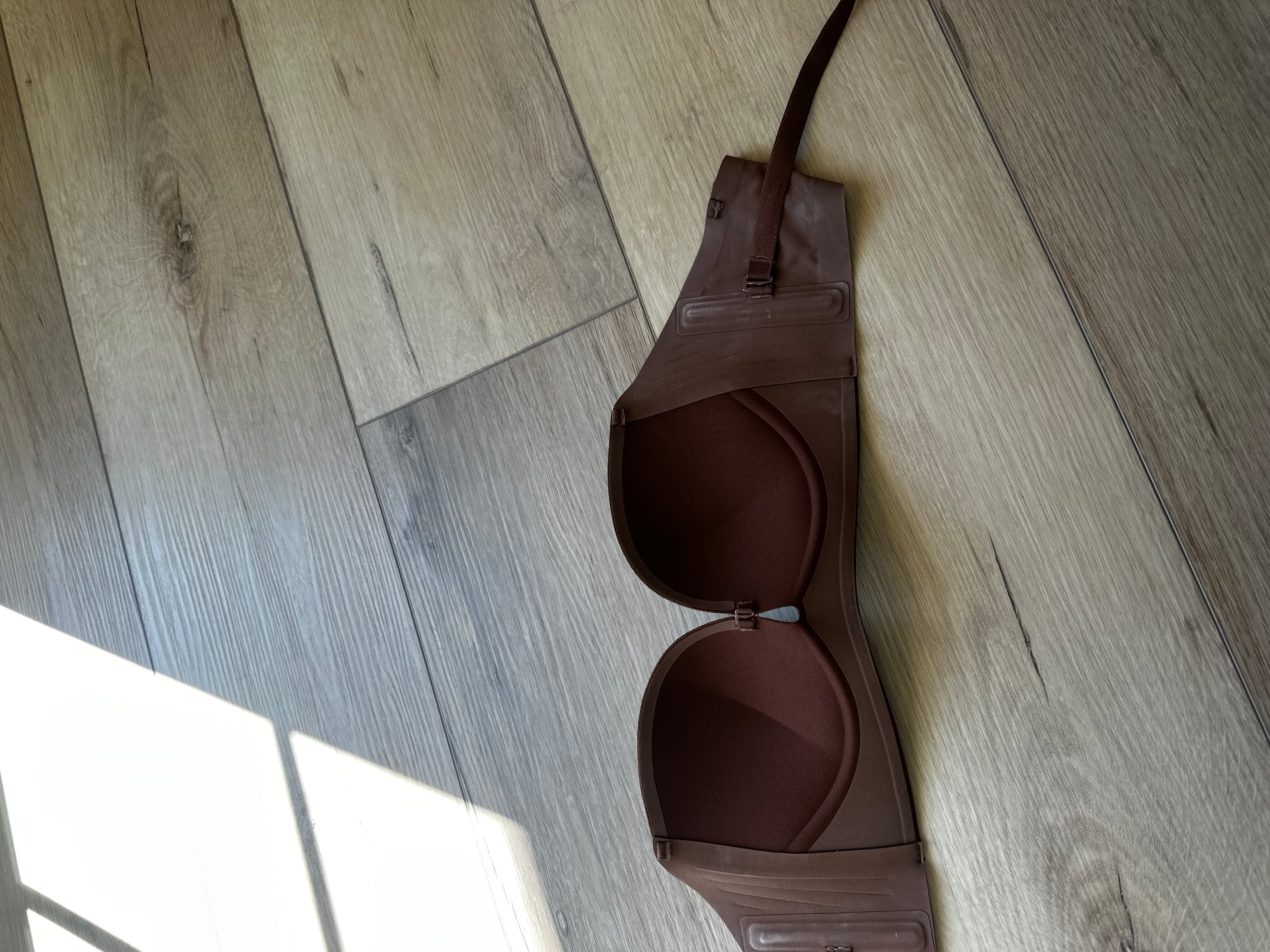 New Brown Strapless Bra (SIze Small)