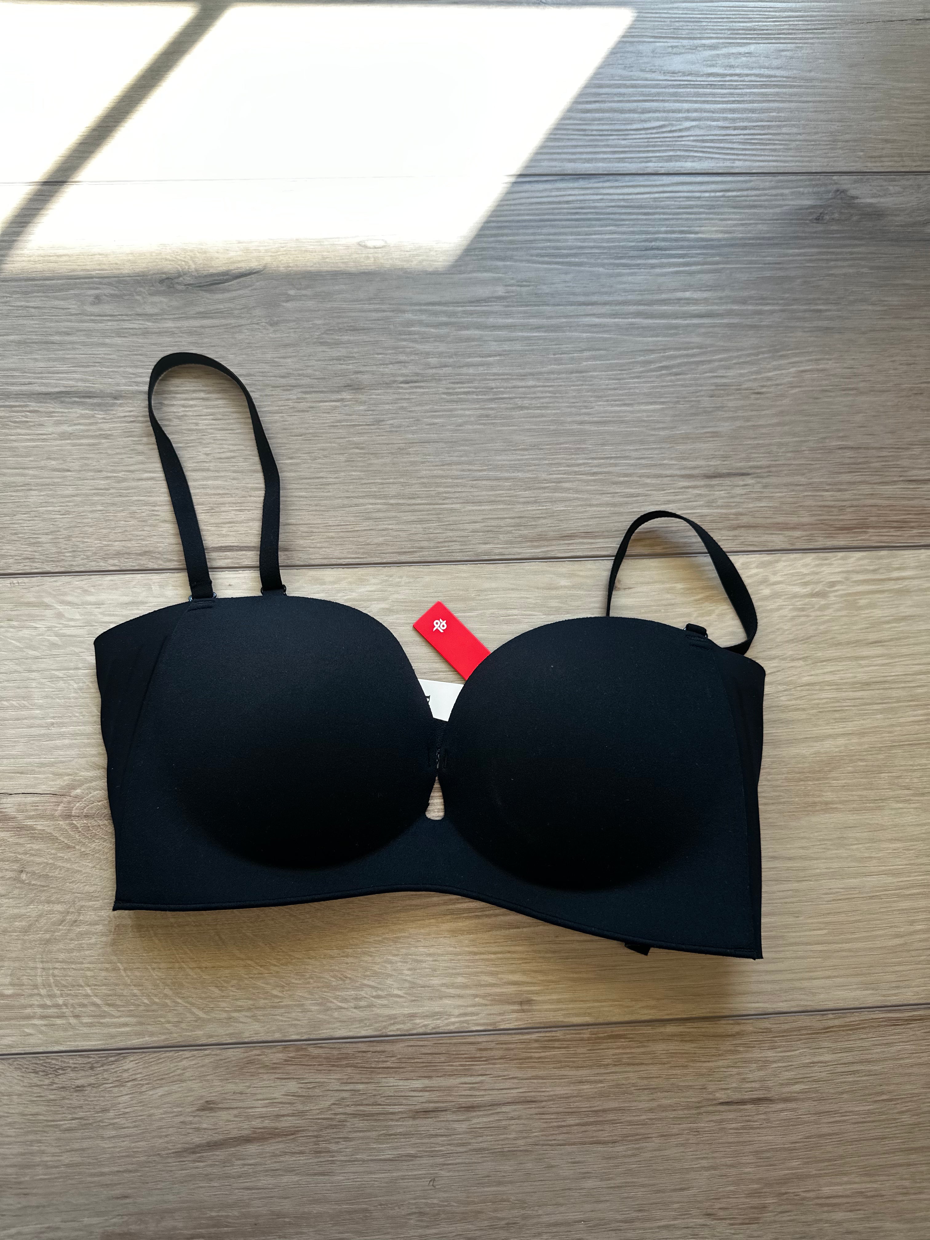 New Black Strapless Bra (Size Small)