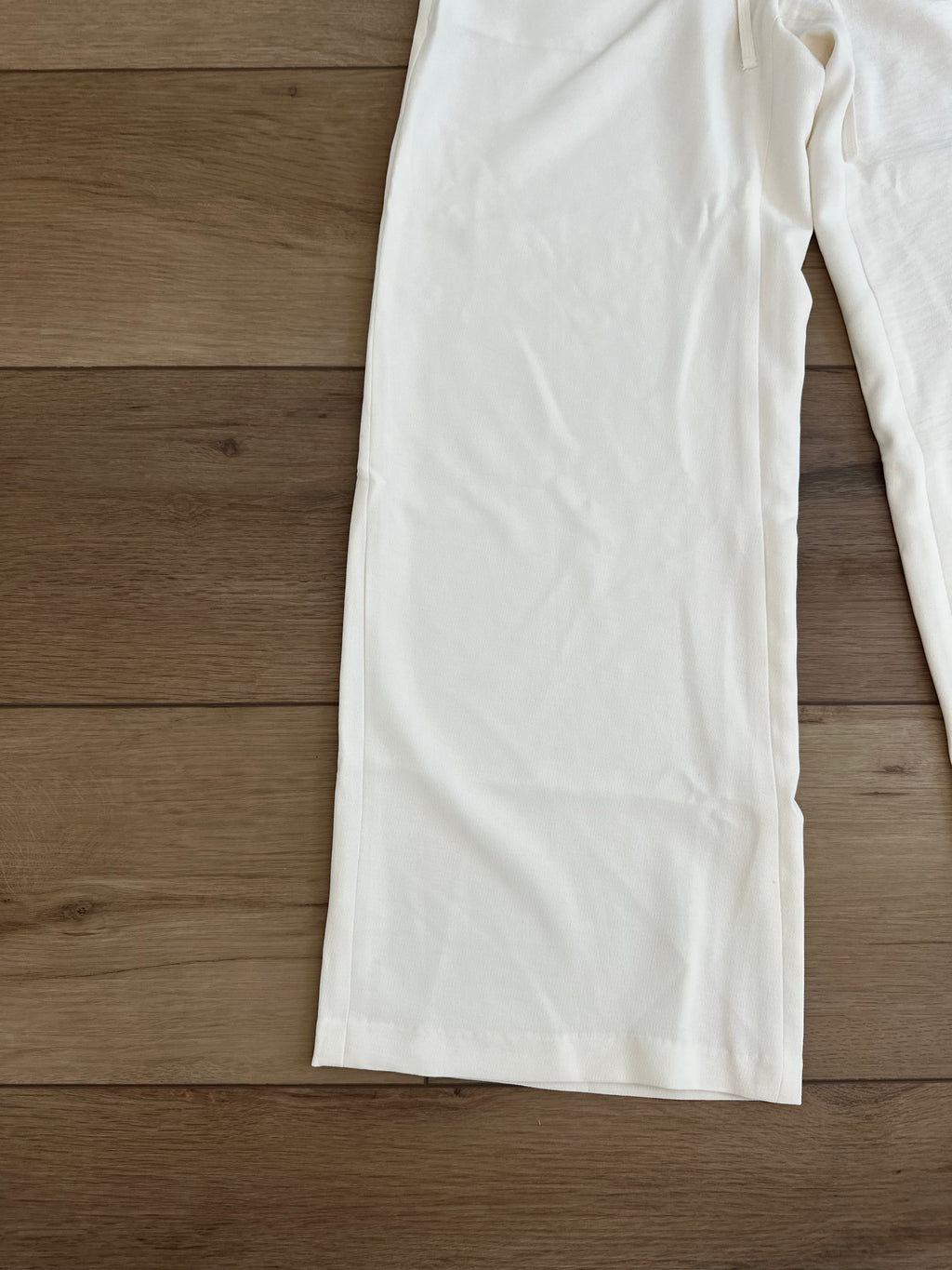 White Trousers (Size Medium)