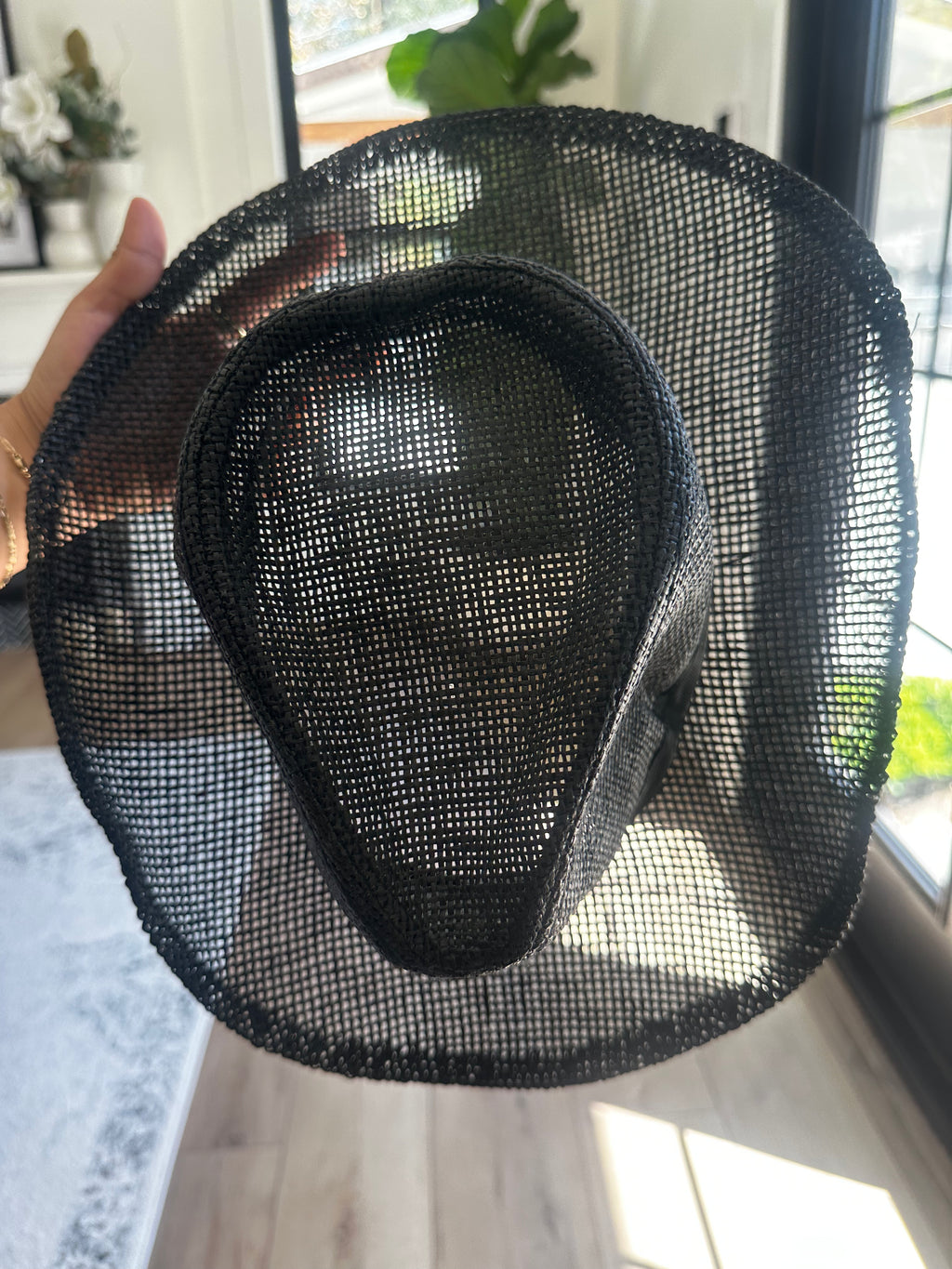 Black Straw Hat (One Size)