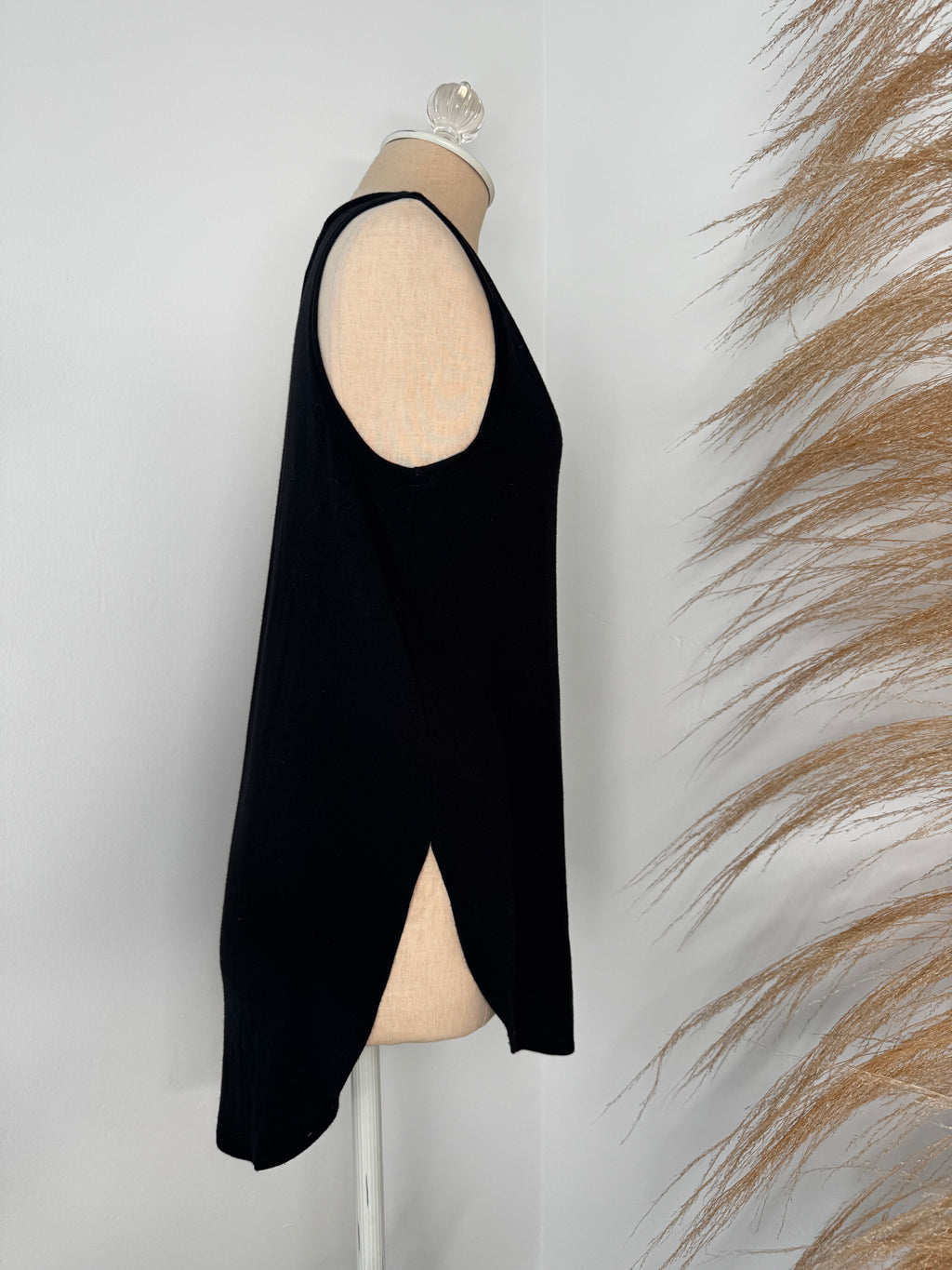 Black Flowy Tank Top