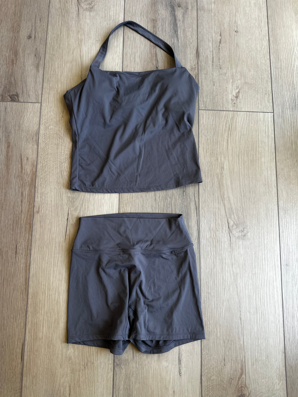 Gray Workout Set (Size Large)