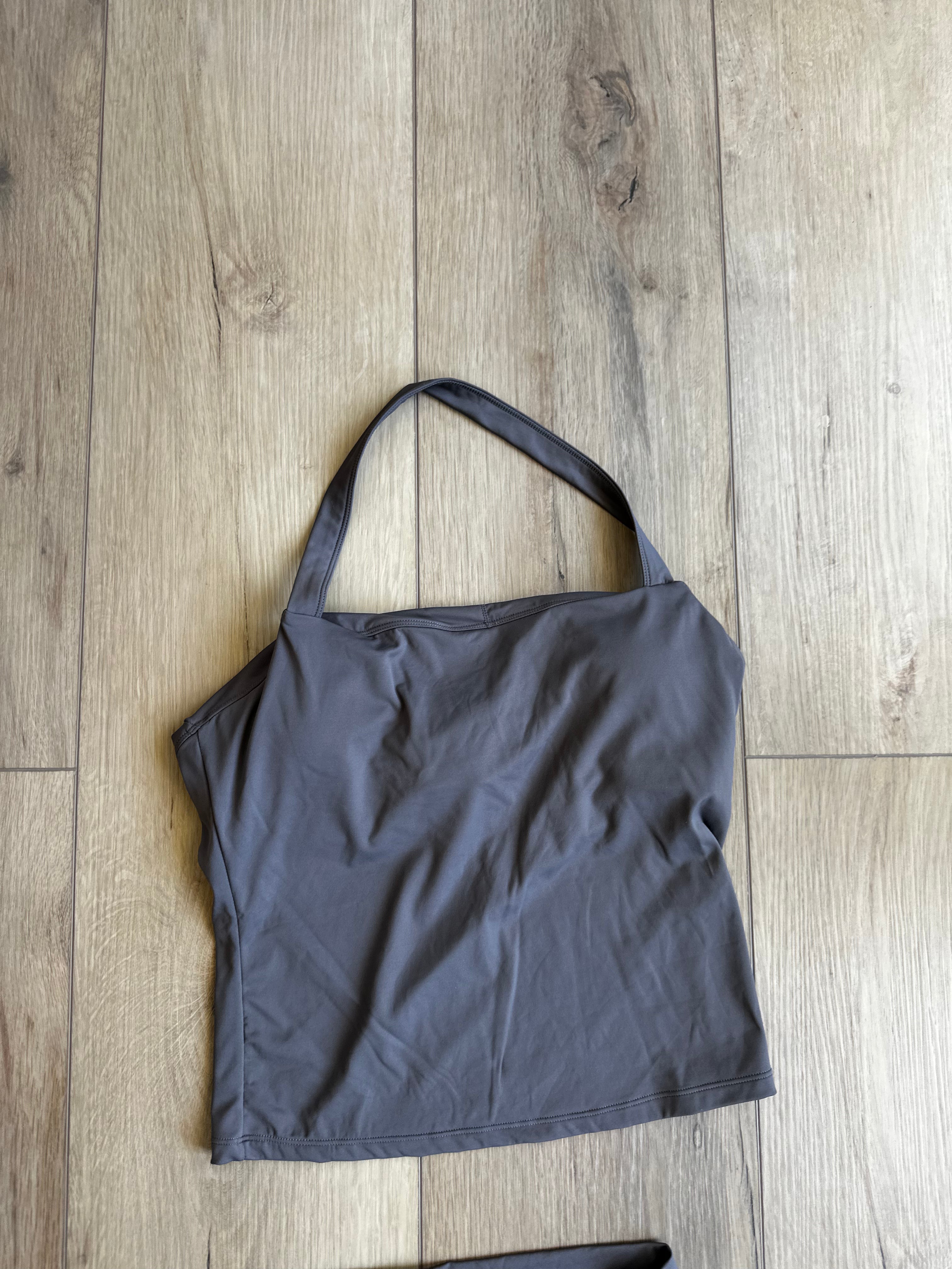 Gray Workout Set (Size Large)