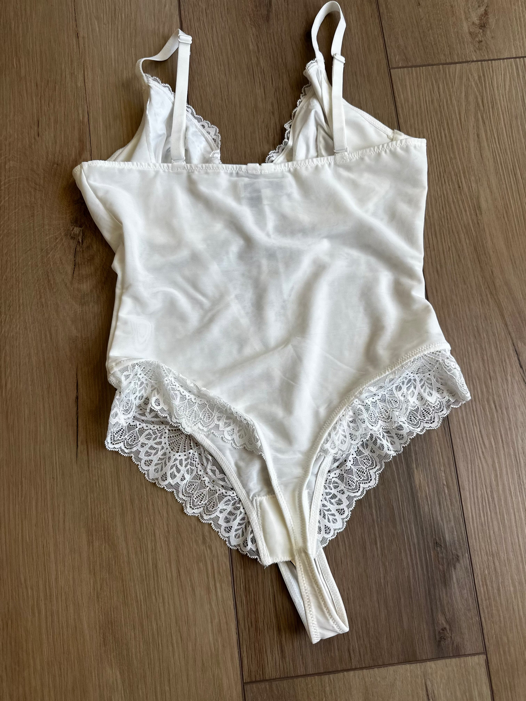 White Lace Bodysuit (Size Small)