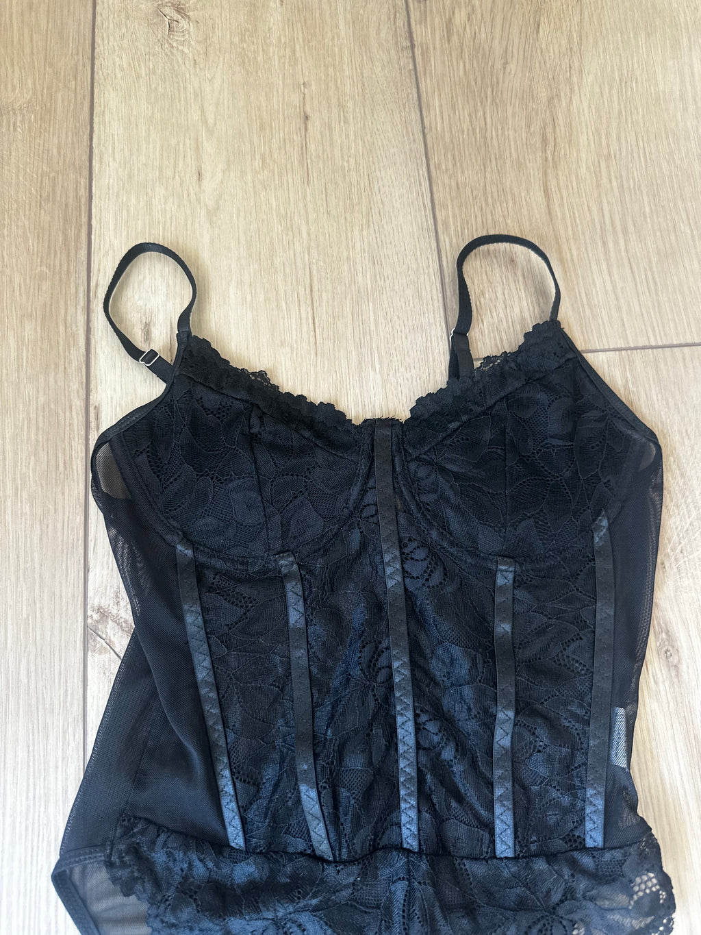 Lace Bodysuit (Size Small)