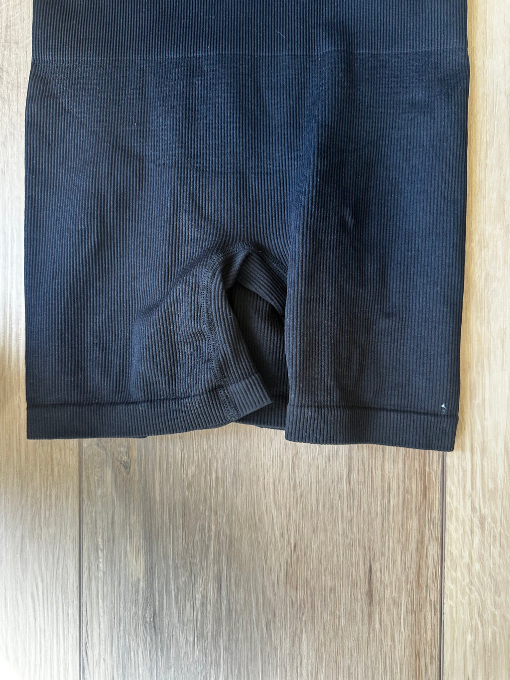Black Strapless Shapewear (Size Medium)