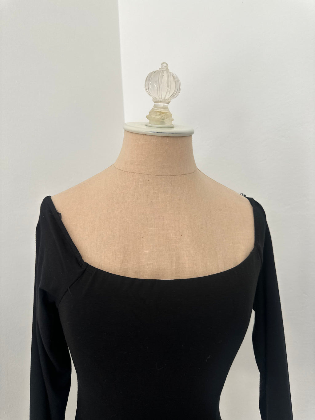 Black Long Sleeve Bodysuit (Size Medium)