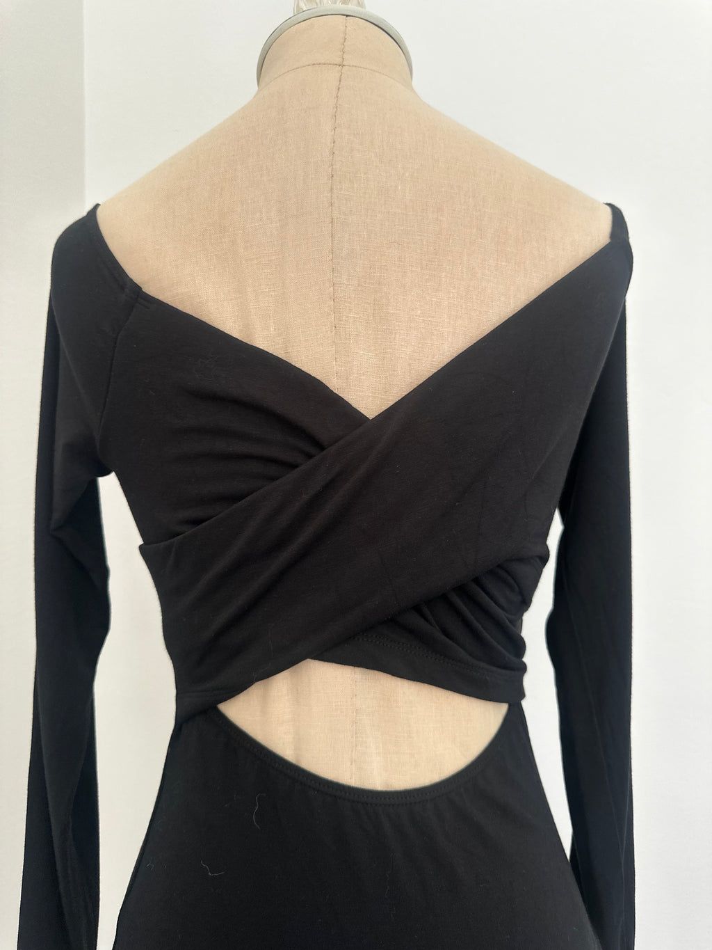 Black Long Sleeve Bodysuit (Size Medium)