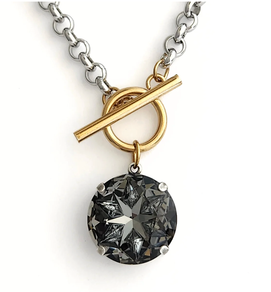 Black Luna Toggle Necklace New